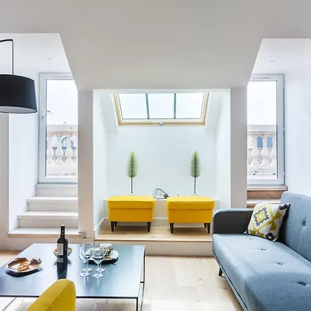 Unique Design Style Downtown Apartment *